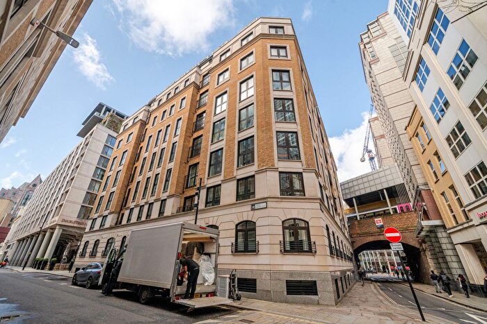 2 Bedroom Flat To Rent In Pepys Street, London, EC3N