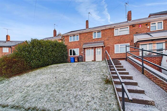 3 Bedroom Terraced House For Sale In Dunedin Crescent, Burton-On-Trent, DE15