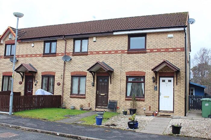 2 Bedroom End Of Terrace House For Sale In Hayes Grove, Sutherland Gardens, Alexandria, G83