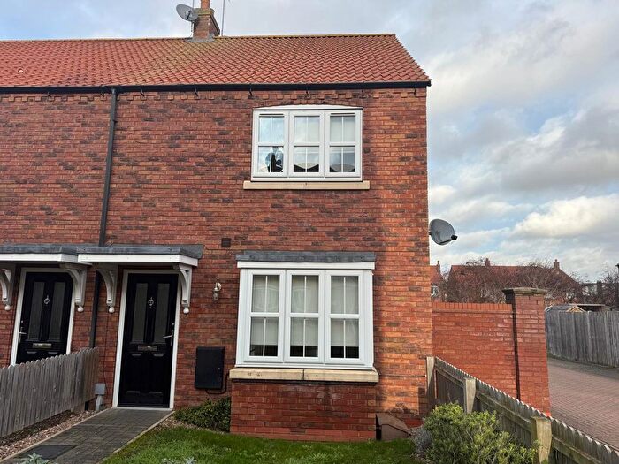 3 Bedroom End Terrace House To Rent In Bob Rainsforth Way, Gainsborough, Lincolnshire, DN21