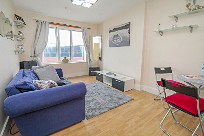 1 Bedroom Apartment To Rent In Kendal Walk, Burley, Leeds, LS3