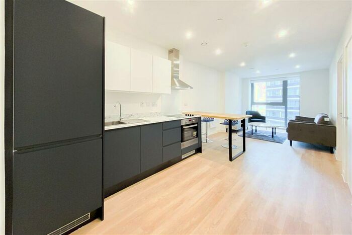 1 Bedroom Apartment To Rent In Laurence Place, M3