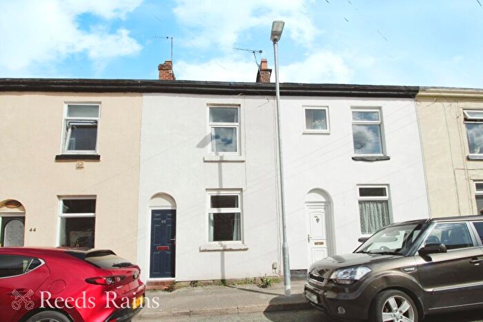 2 Bedroom Terraced House To Rent In Brown Street, Macclesfield, Cheshire, SK11