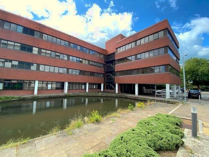 1 Bedroom Apartment To Rent In Walton Street, Aylesbury, HP21