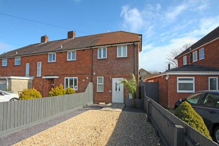 2 Bedroom End Of Terrace House To Rent In Jewell Road, Bournemouth, BH8