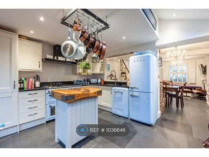 4 Bedroom Terraced House To Rent In Wingmore Rd, London, SE24