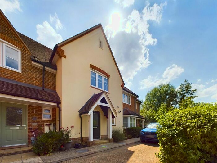 2 Bedroom Terraced House To Rent In Printers Piece, Haddenham, Aylesbury, HP17