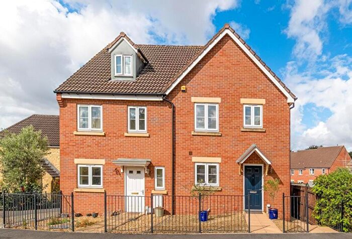 3 Bedroom Semi-Detached House For Sale In Coppice Close, Chippenham, SN15