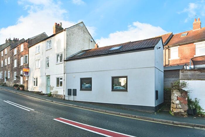 1 Bedroom End Of Terrace House For Sale In Park Row, Knaresborough, North Yorkshire, HG5