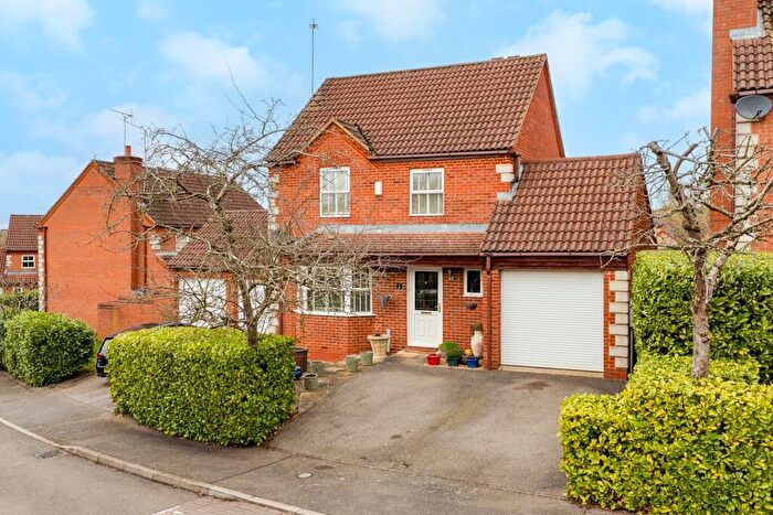 3 Bedroom Detached House For Sale In Berwick Way, Barton Seagrave, NN15