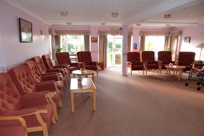 1 Bedroom Retirement Property To Rent In Havenvale, Coppins Road, Clacton-On-Sea, CO15