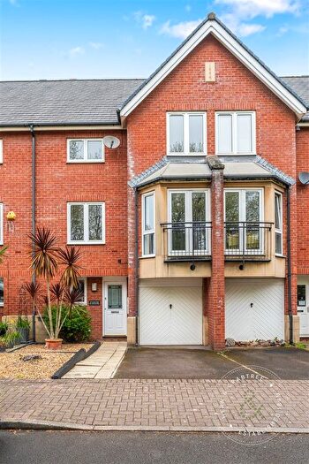 4 Bedroom Terraced House For Sale In Barquentine Place, Cardiff Bay, CF10