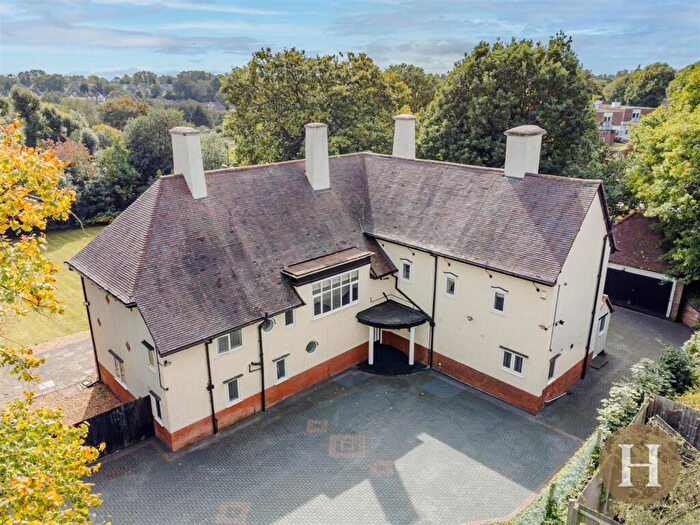 7 Bedroom Detached House For Sale In Meadow Road, Harborne, B17