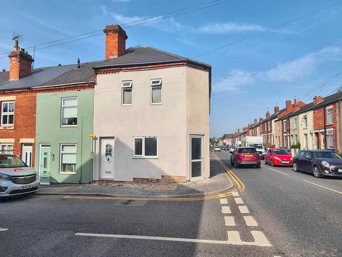 2 Bedroom Flat To Rent In Leeming Lane South, Mansfield Woodhouse, Mansfield, NG19