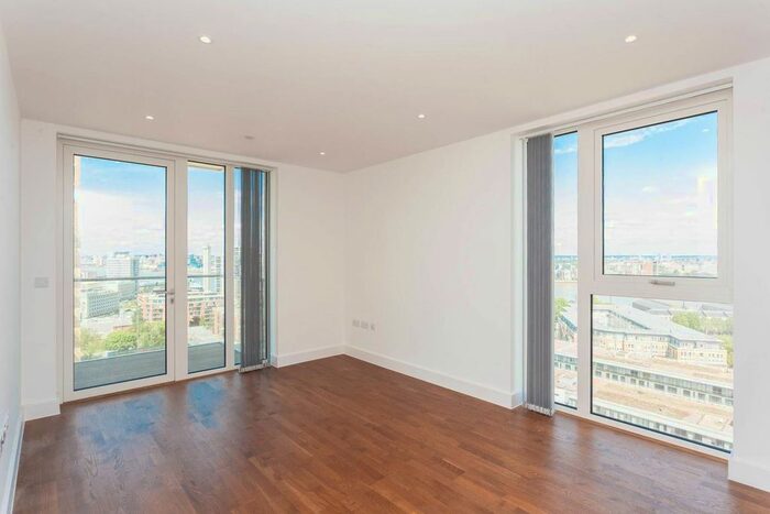 1 Bedroom Flat To Rent In Duncombe House, Woolwich, London, SE18