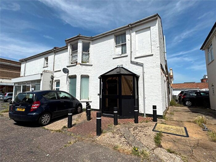 2 Bedroom Apartment For Sale In High Street, Clacton-on-Sea, Essex, CO15