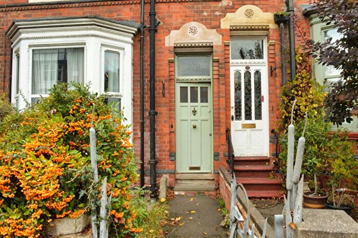 3 Bedroom Terraced House For Sale In Aylestone Road, Aylestone, Leicester, LE2
