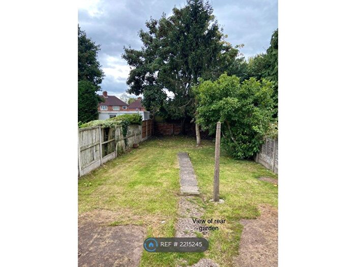 2 Bedroom Semi-Detached House To Rent In Carlton Avenue, Wolverhampton, WV11