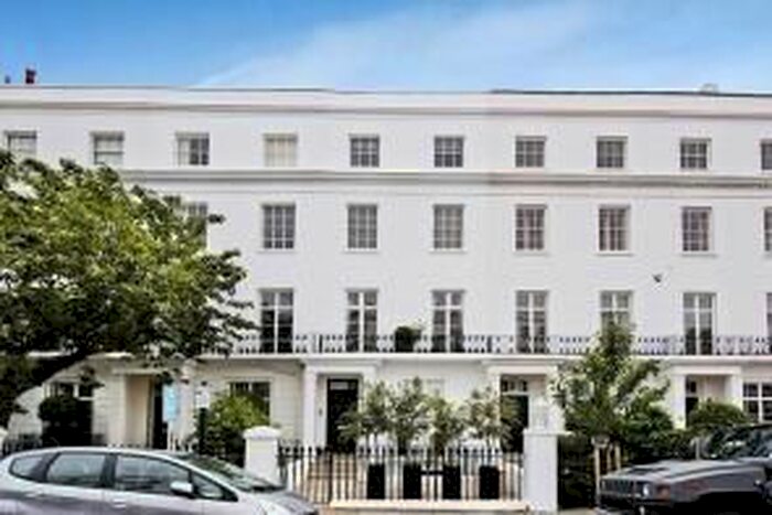 5 Bedroom Property To Rent In Walton Place, London, SW3