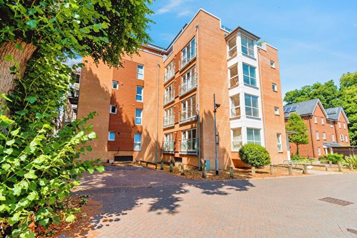 1 Bedroom Flat To Rent In The Avenue, Southampton, SO17