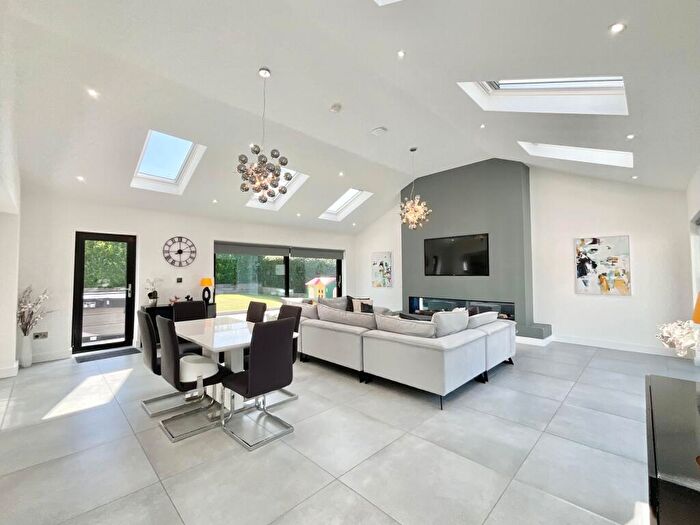 4 Bedroom Detached Bungalow For Sale In Orchard Close, Oulton, ST15