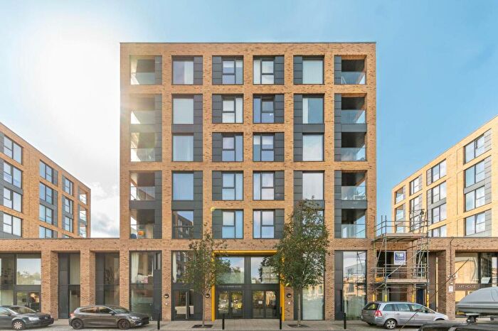 1 Bedroom Flat To Rent In Cicely Barker House, Croydon, CR0