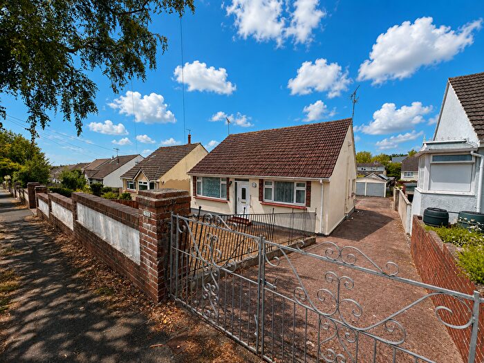 2 Bedroom Bungalow For Sale In Borough Park Road, Paignton, Devon, TQ3