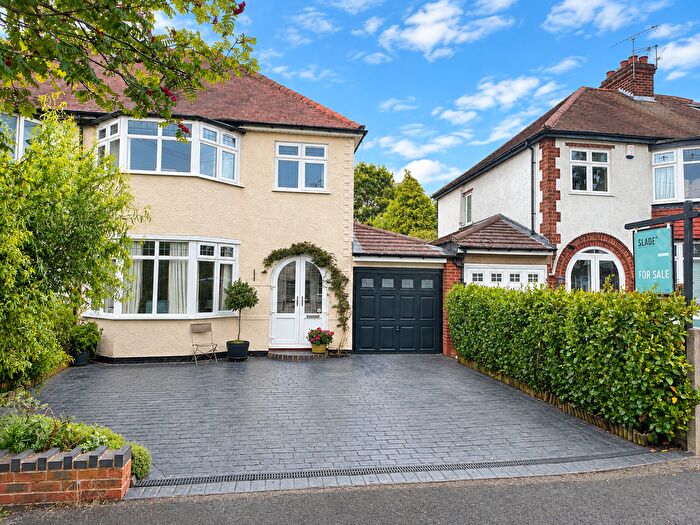 3 Bedroom Semi-Detached House For Sale In Wychbury Road, Finchfield, Wolverhampton, WV3