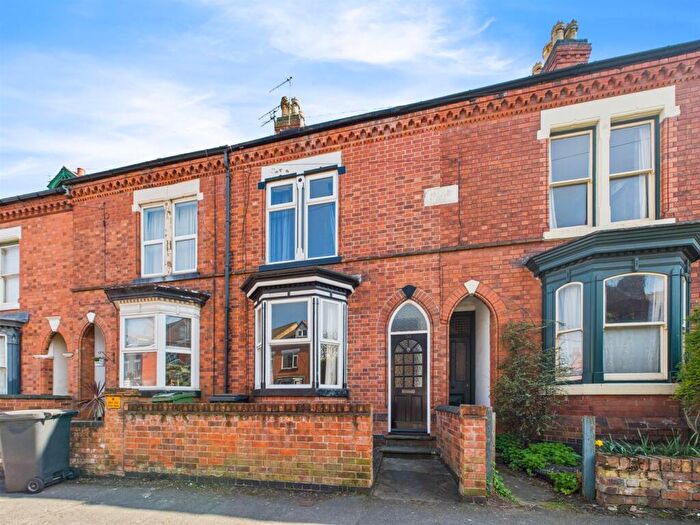 3 Bedroom Terraced House For Sale In Toothill Road, Loughborough, LE11