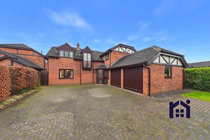 4 Bedroom Detached House For Sale In The Croft, Euxton, PR7