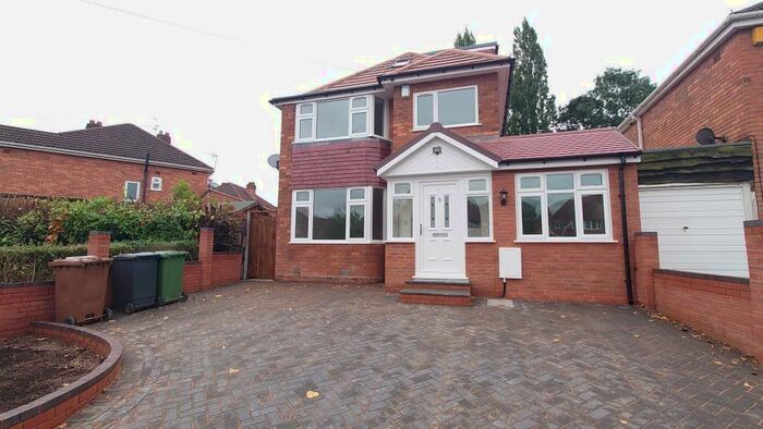 5 Bedroom Link Detached House To Rent In Coniston Avenue, Solihull, B92