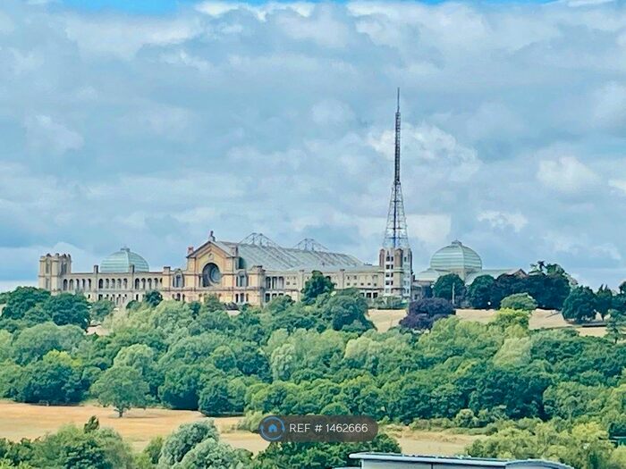 2 Bedroom Flat To Rent In Blenheim Mansions, London, N8