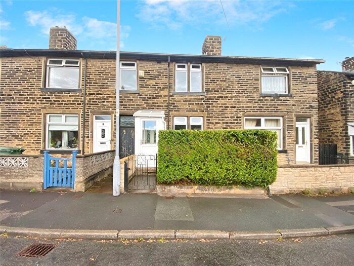 3 Bedroom Terraced House For Sale In Grafton Road, Keighley, West Yorkshire, BD21