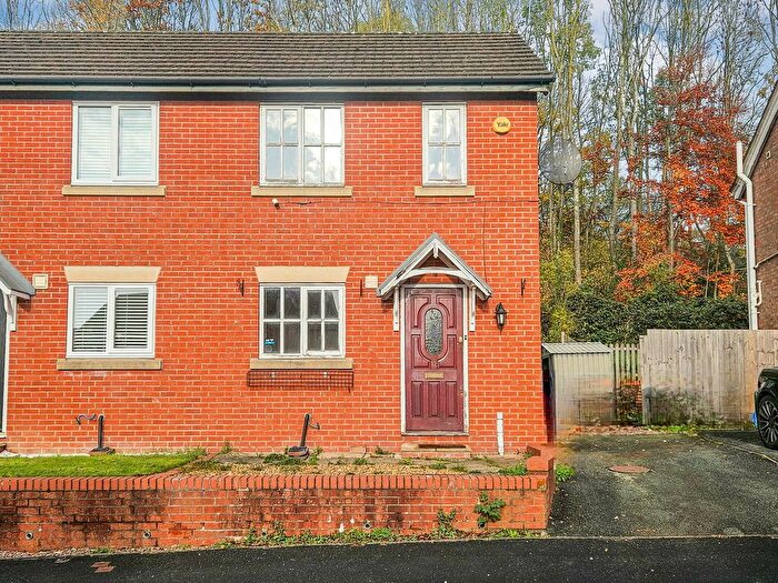 2 Bedroom Semi Detached House For Sale In Magpie Way, Telford, TF4