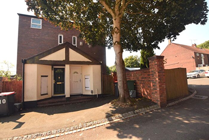 2 Bedroom Maisonette For Sale In Pageant Drive, Aqueduct, Telford, TF4