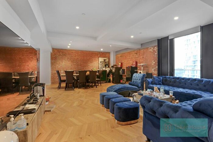 3 Bedroom Apartment To Rent In Circus Road East, London, SW11