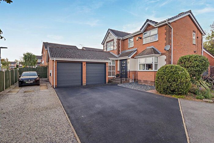 4 Bedroom Detached House For Sale In Amorys Holt Road, Maltby, Rotherham., S66