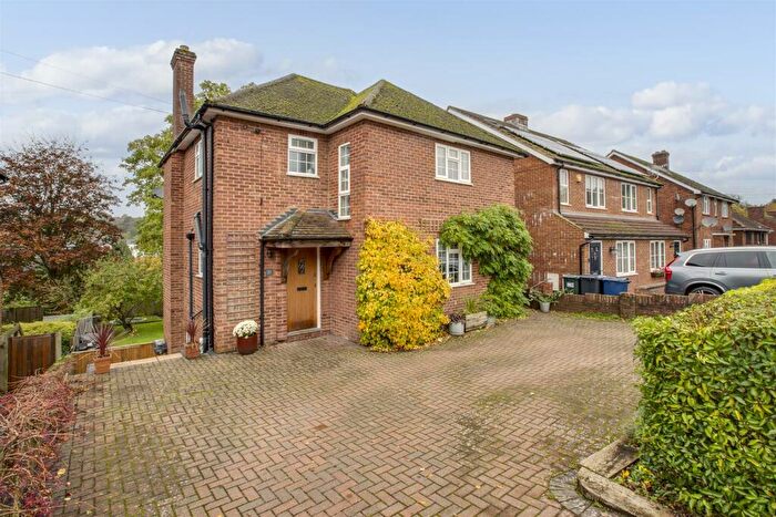 4 Bedroom Detached House For Sale In Hampden Road, High Wycombe, HP13