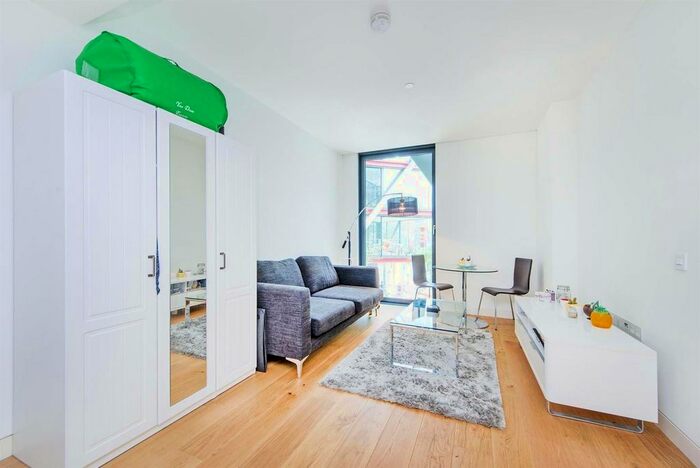 1 Bedroom Flat To Rent In Neo Bankside, Sumner Street, Southwark, London, SE1