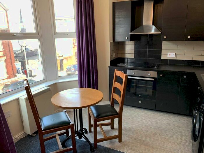 1 Bedroom Flat To Rent In Claude Place, Roath, Cardiff, CF24