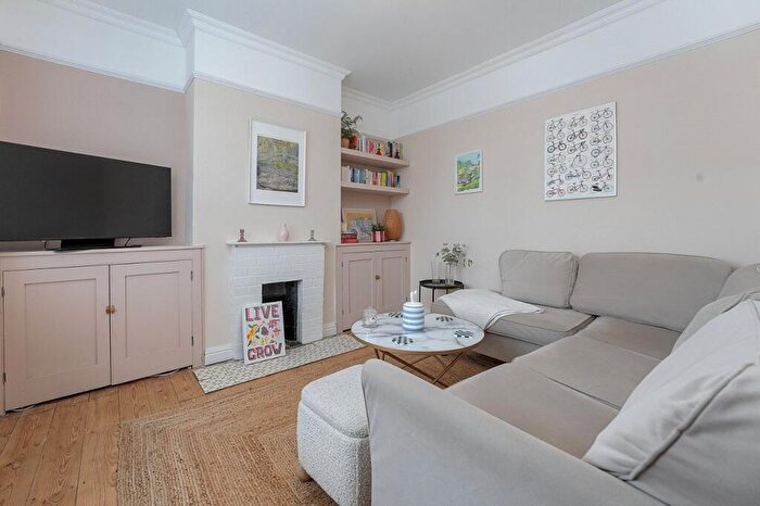 3 Bedroom Terraced House For Sale In Morland Road, Sutton, SM1