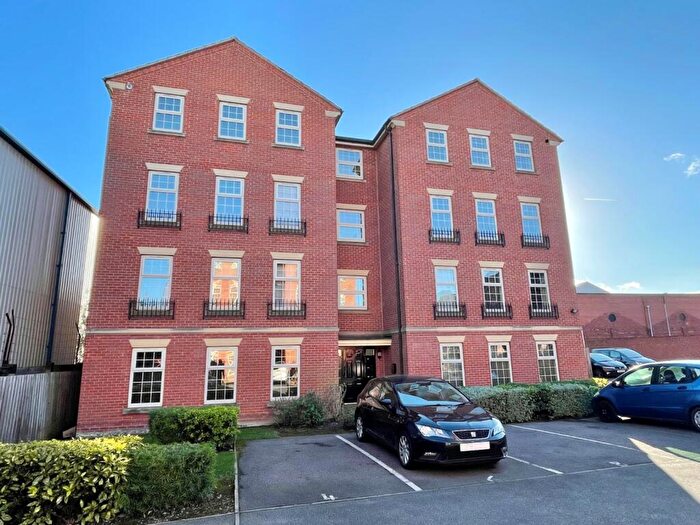 2 Bedroom Flat For Sale In Medlar Croft, Barnsley, South Yorkshire, Uk, S75
