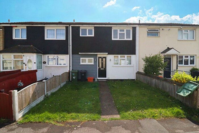 3 Bedroom Terraced House For Sale In Southwark Path, Basildon, Essex, SS14