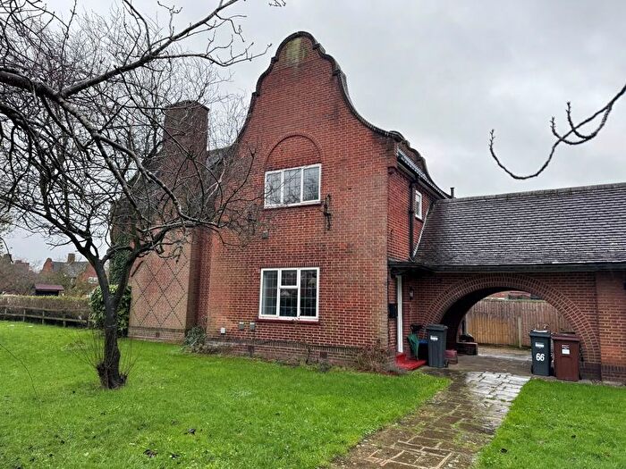 2 Bedroom Property To Rent In Staines Road, Bedfont, Feltham, TW14