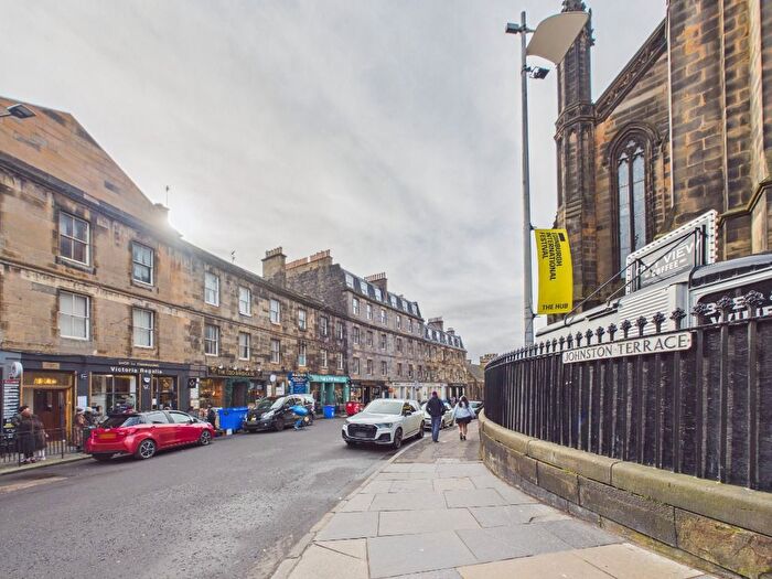1 Bedroom Flat To Rent In Johnston Terrace, Old Town, Edinburgh, EH1