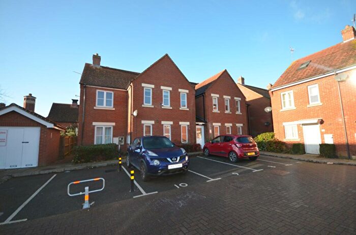 2 Bedroom Flat To Rent In Wood Street, Town Centre, Kettering, NN16