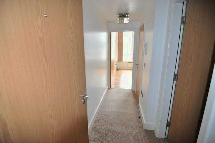 1 Bedroom Flat To Rent In Bridge Street, Bradford, BD1