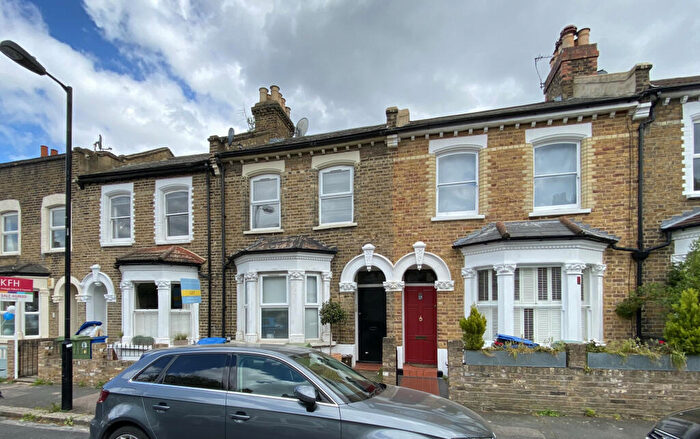 1 Bedroom Flat To Rent In Darrell Road, East Dulwich, SE22