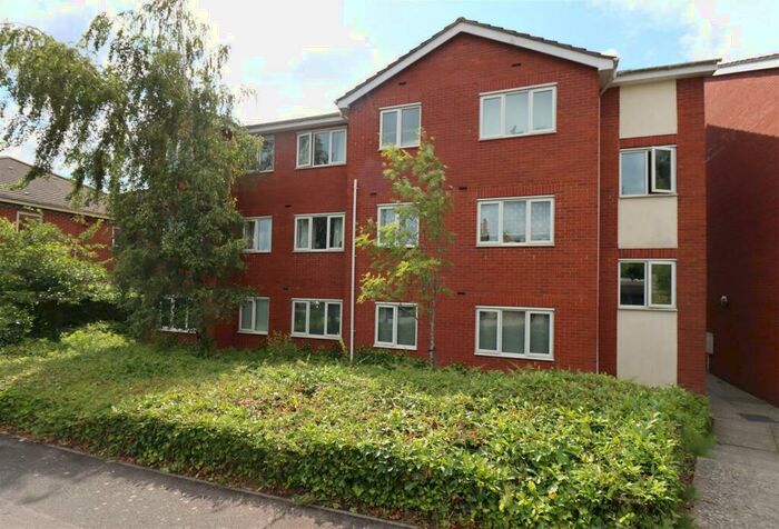 2 Bedroom Apartment To Rent In Reservoir Road, Kettering, NN16