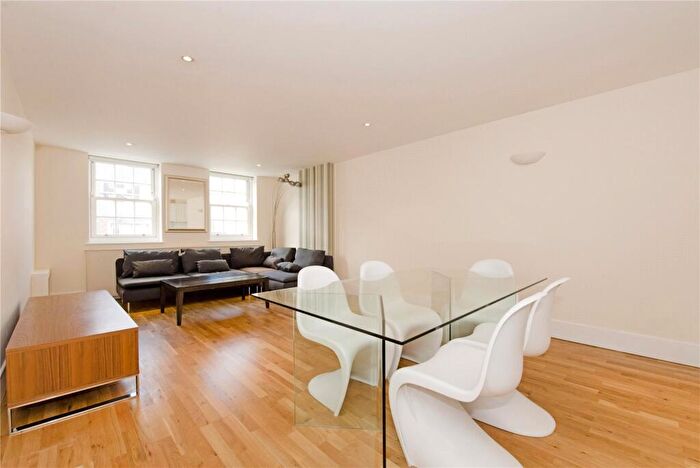 2 Bedroom Flat To Rent In Kings Terrace, Camden, NW1